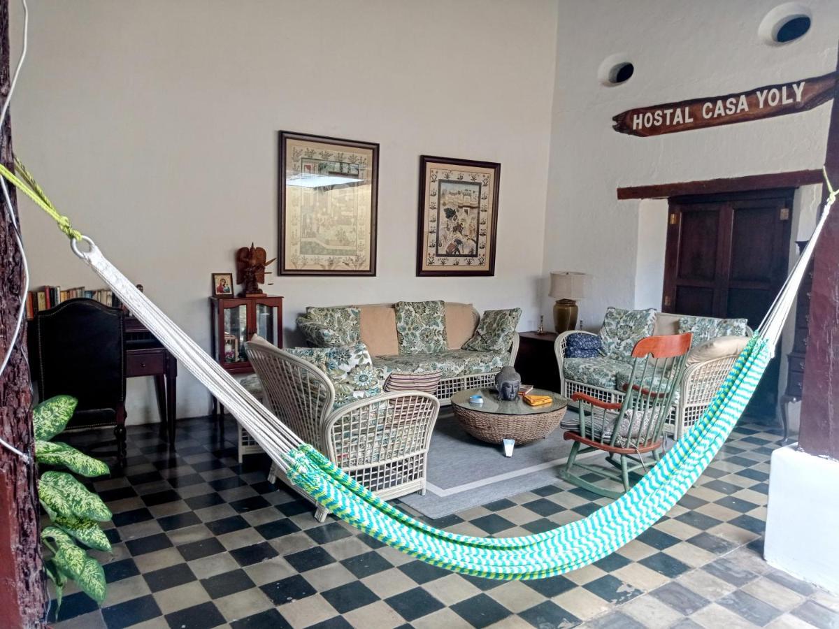 Casa Yoly Hostel غرناطة المظهر الخارجي الصورة