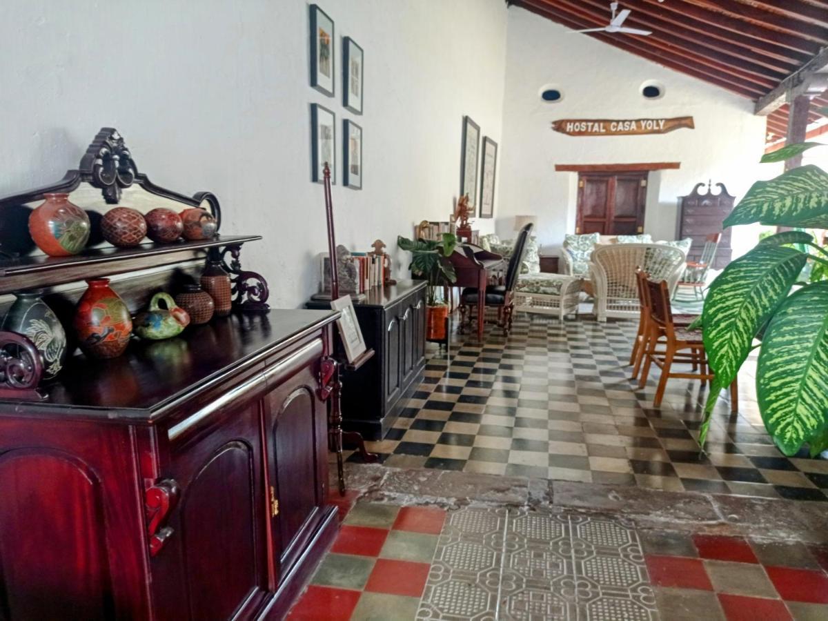 Casa Yoly Hostel غرناطة المظهر الخارجي الصورة