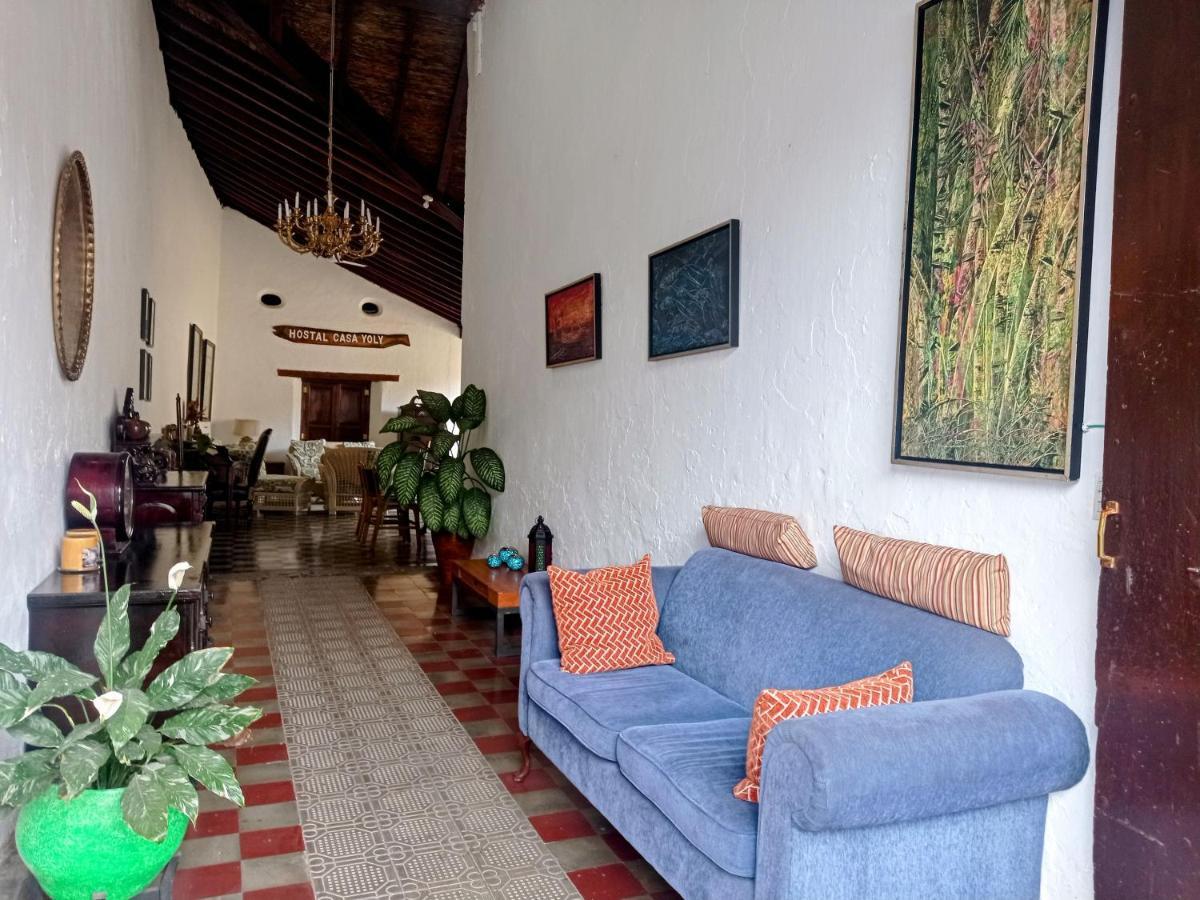 Casa Yoly Hostel غرناطة المظهر الخارجي الصورة