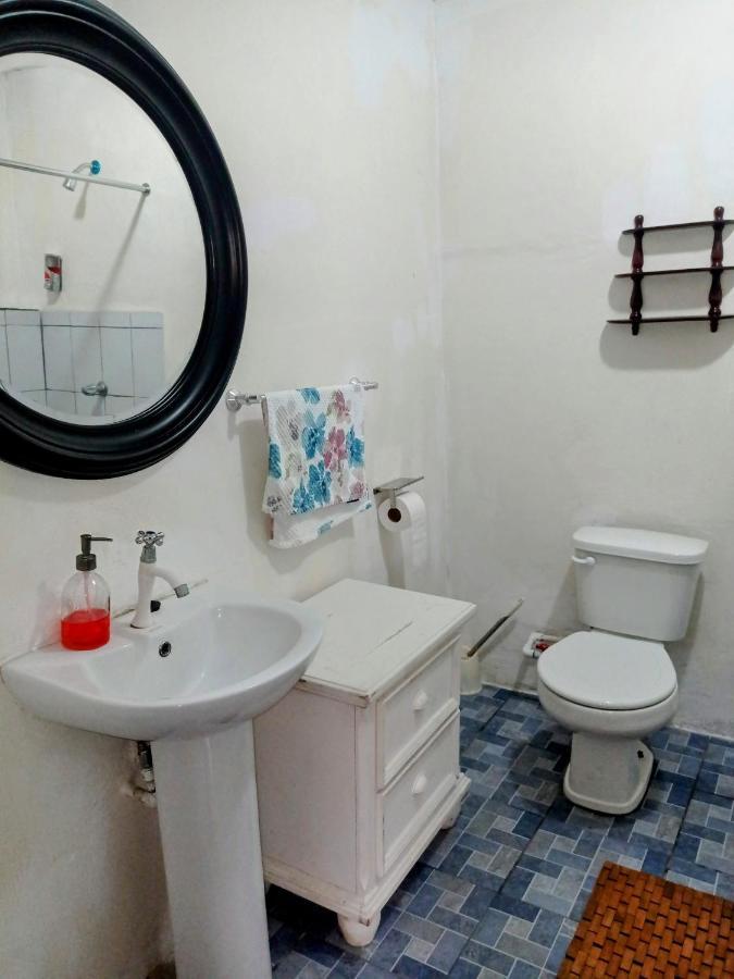 Casa Yoly Hostel غرناطة المظهر الخارجي الصورة