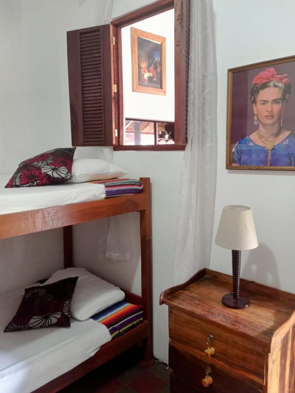Casa Yoly Hostel غرناطة المظهر الخارجي الصورة